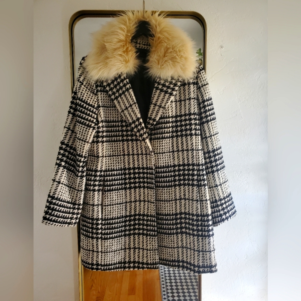 Banana Republic Houndstooth Jacket w/removable Fur Collar, Size L